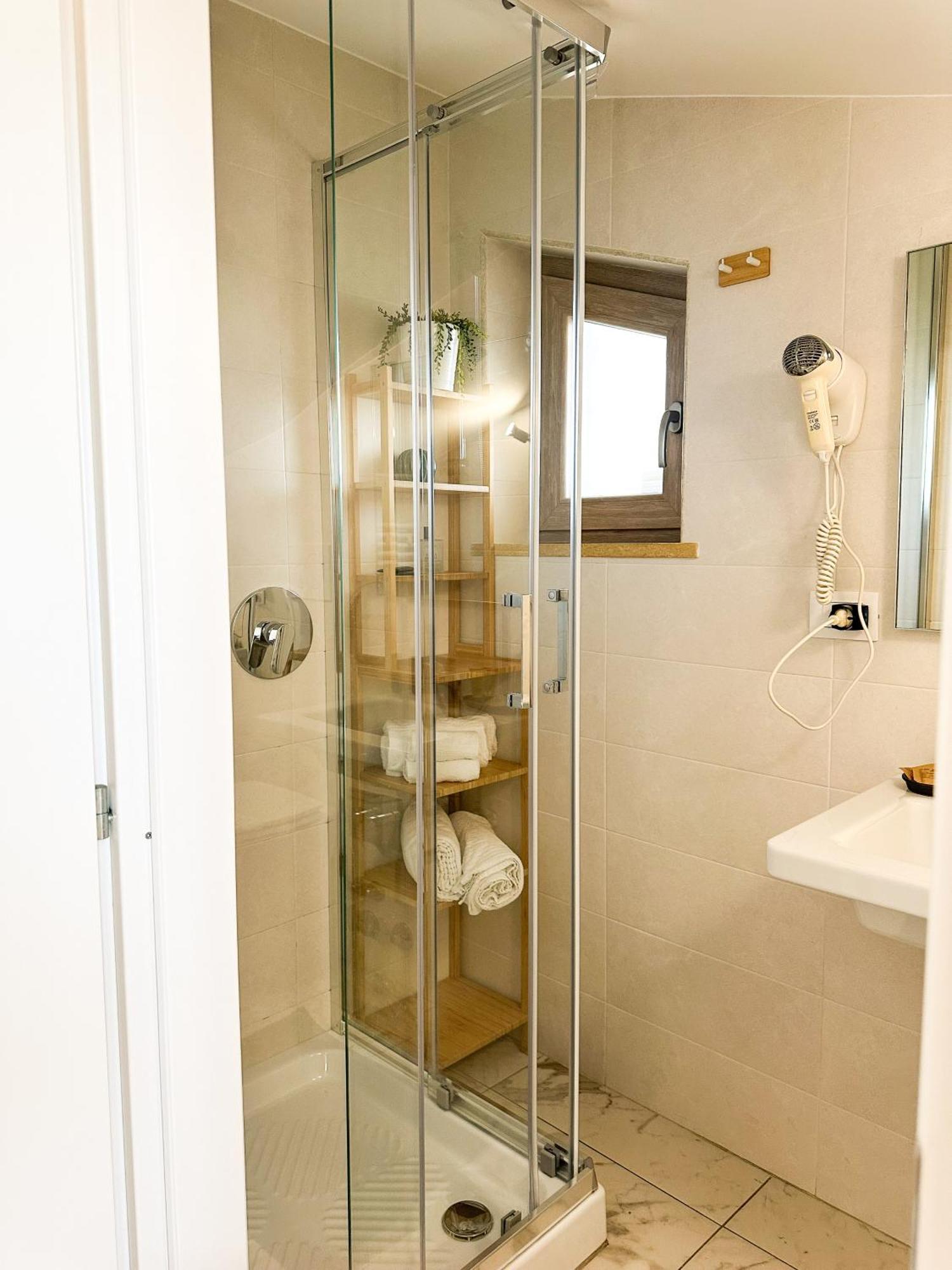 Carolas Luxury House Fiumicino Exterior foto
